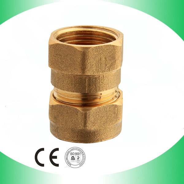 brass male and female coupling